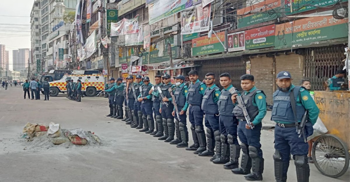 পুলিশের দখলে বিএনপির কেন্দ্রীয় কার্যালয়