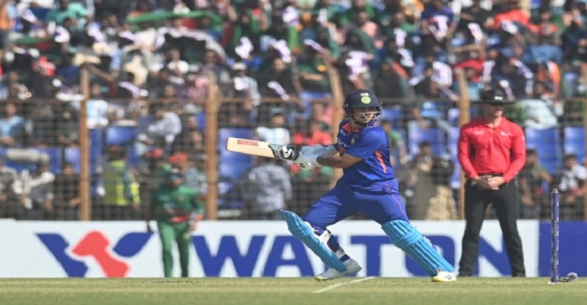 ইশান কিশানের তাণ্ডবে অসহায় বাংলাদেশ