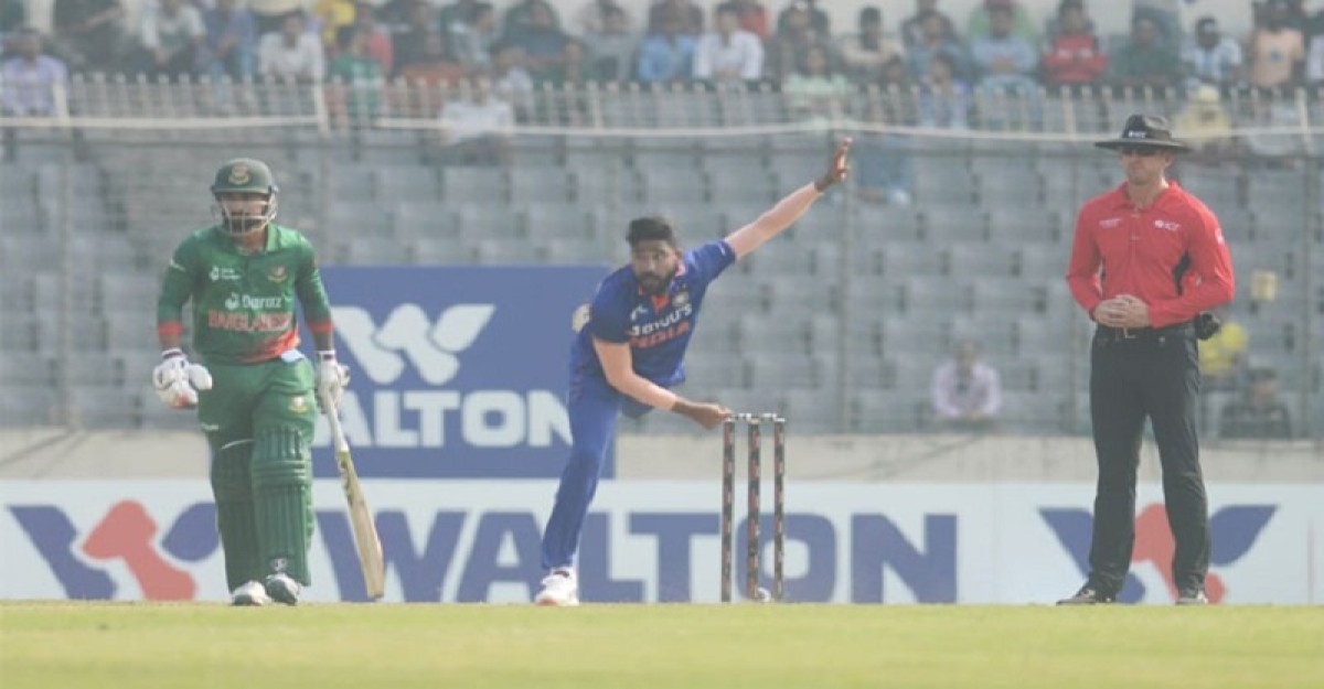 পূরণ হচ্ছে না হোয়াইটওয়াশের স্বপ্ন, মাঠে ধুঁকছে বাংলাদেশ