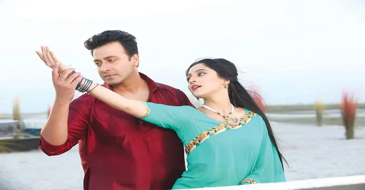 টাকা ছাড়াই দেখা যাচ্ছে শাকিব-পূজার ‘গলুই’