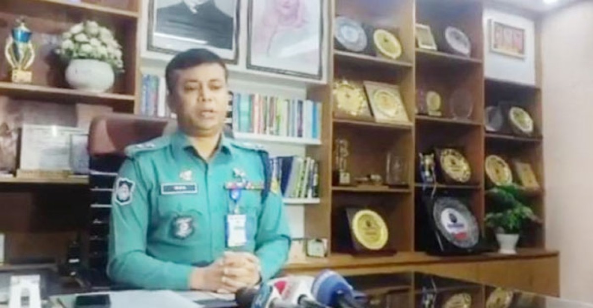 বিএনপির কেন্দ্রীয় কার্যক্রম চালাতে বাধা নেই: ডিসি হায়াতুল