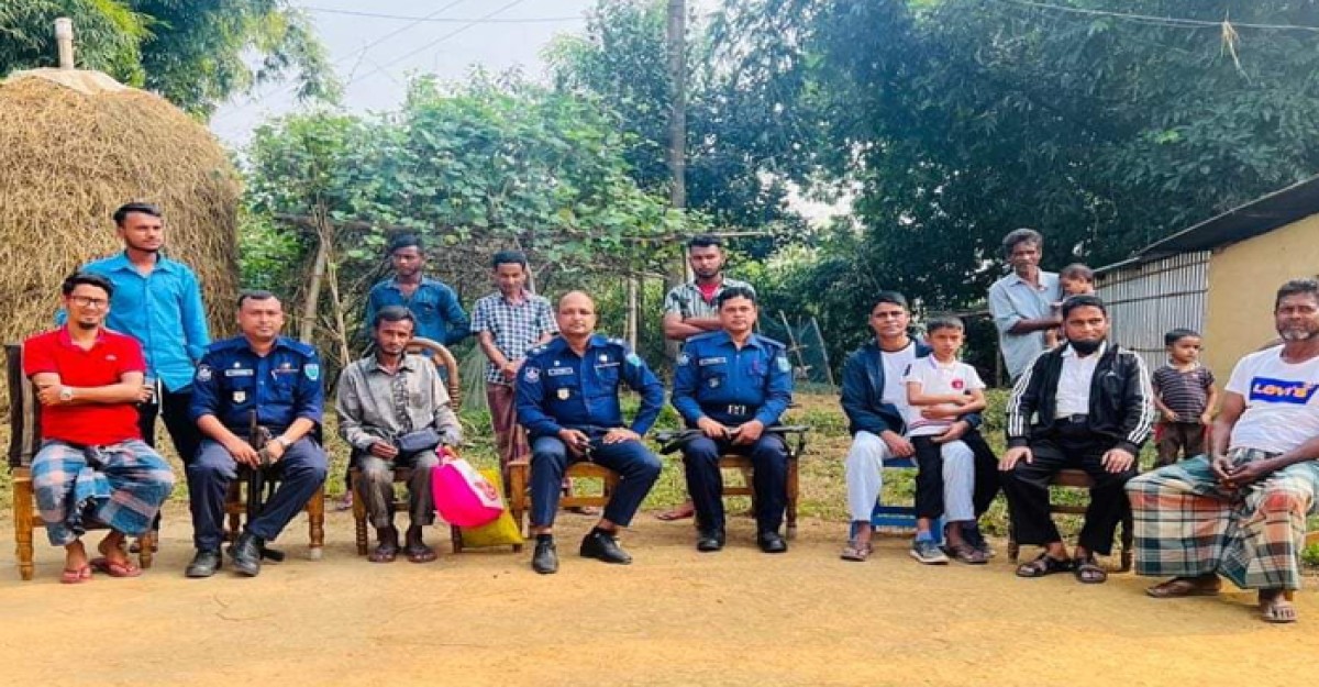 পুলিশের সহায়তায় পরিবারে ঠায় পেল মানসিক ভারসাম্যহীন রুহুল