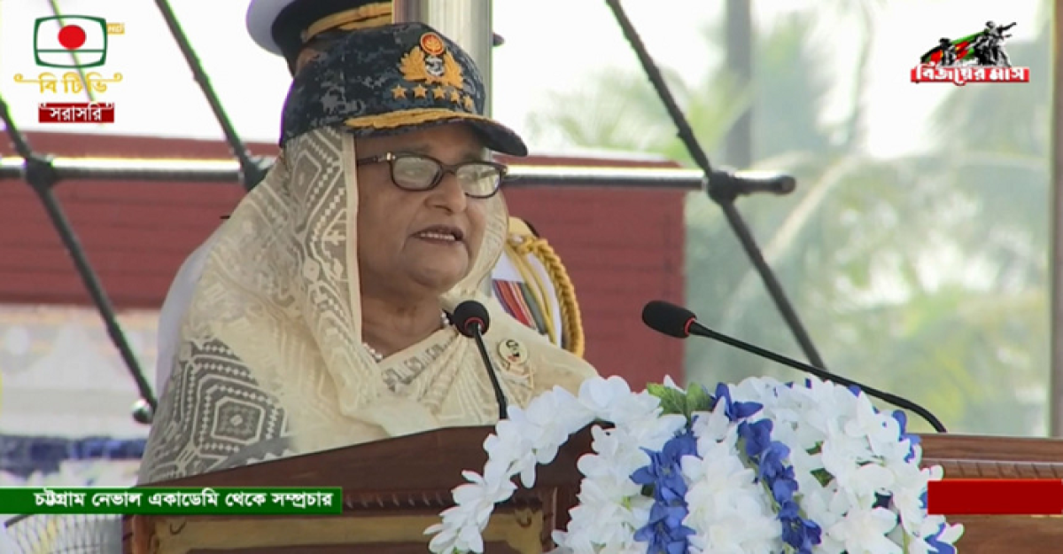 আমরা কারো সঙ্গে যুদ্ধ করব না: প্রধানমন্ত্রী