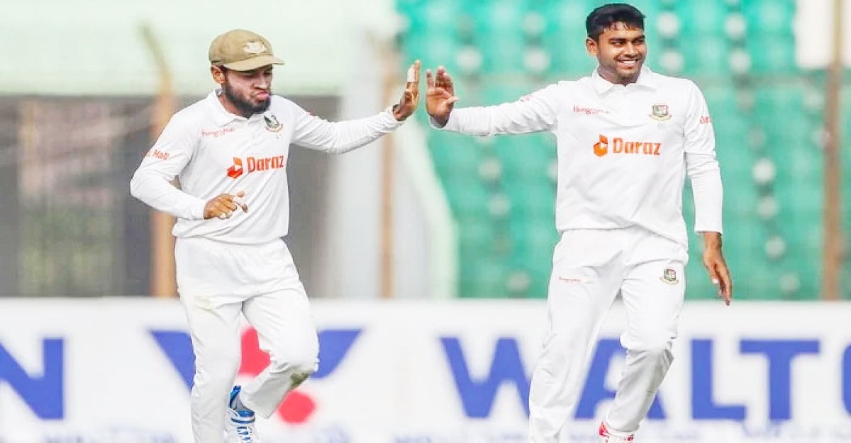 পন্থকে ৯৩ রানে আটকে দিলো মিরাজ