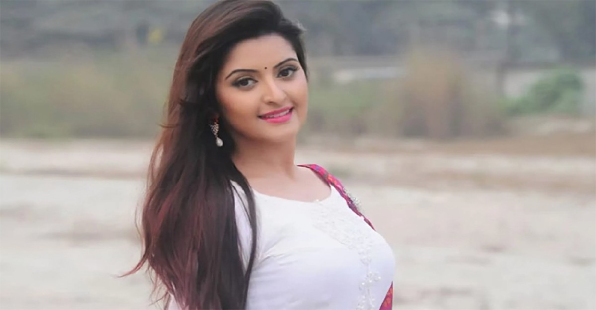 এবার সুখবর দিলেন পরিমণি