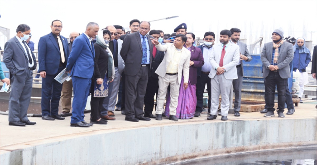 বিসিক চামড়া শিল্পনগরী পরিদর্শন করলেন প্রধানমন্ত্রীর মুখ্য সচিব