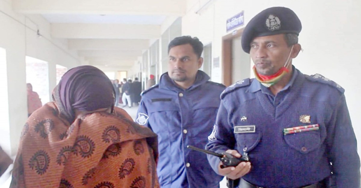 শিশুকে খাবারে বিষ মিশিয়ে হত্যার দায়ে মায়ের যাবজ্জীবন কারাদন্ড