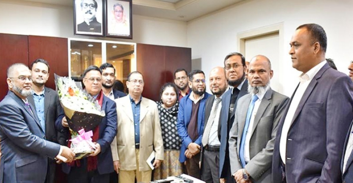 ফারইস্ট ইনসুরেন্সের এমডি ও সিইওকে সংবর্ধনা