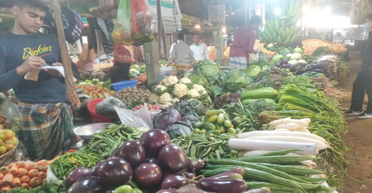 শ্রীপুরে শীতের সবজিতে স্বস্তির নিঃশ্বাস