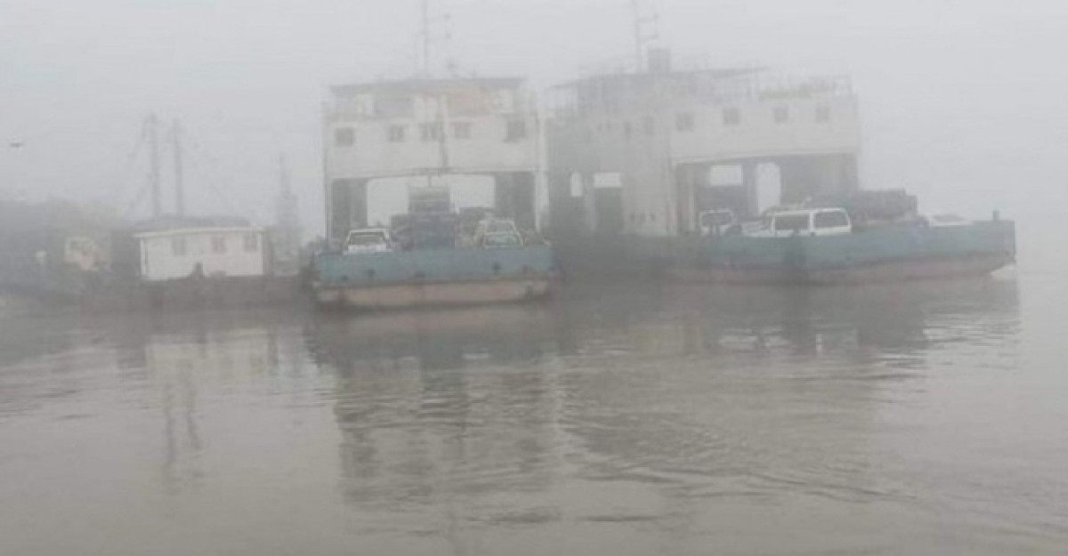 পাটুরিয়া-দৌলতদিয়ায় ফেরি চলাচল বন্ধ
