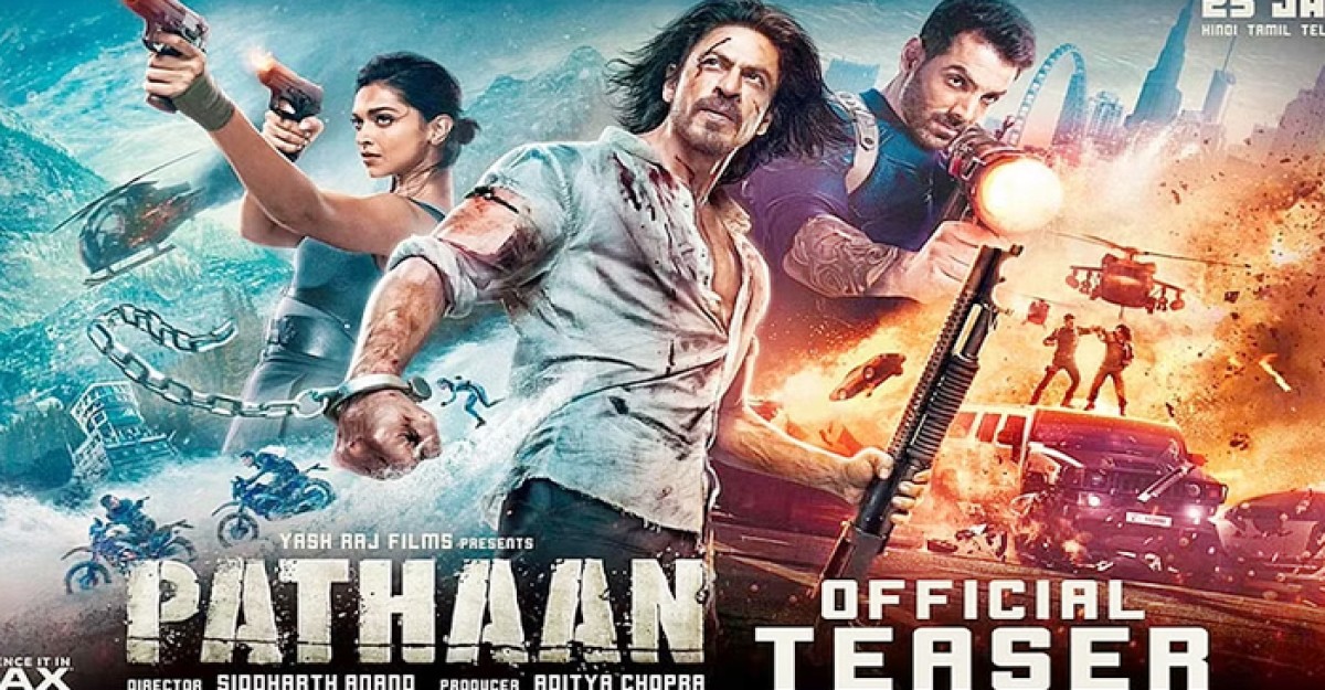 বক্স অফিসে ঝড় তুলছে ‘পাঠান’