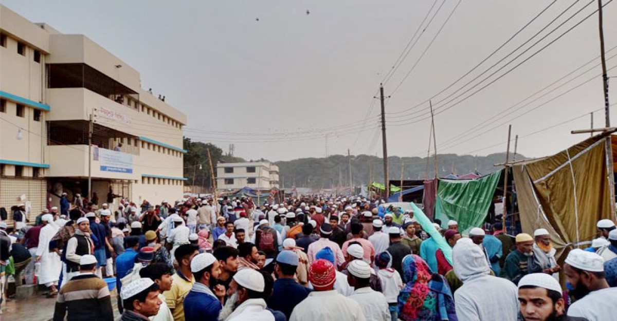 ইজতেমার দ্বিতীয় পর্বে চলছে বয়ান
