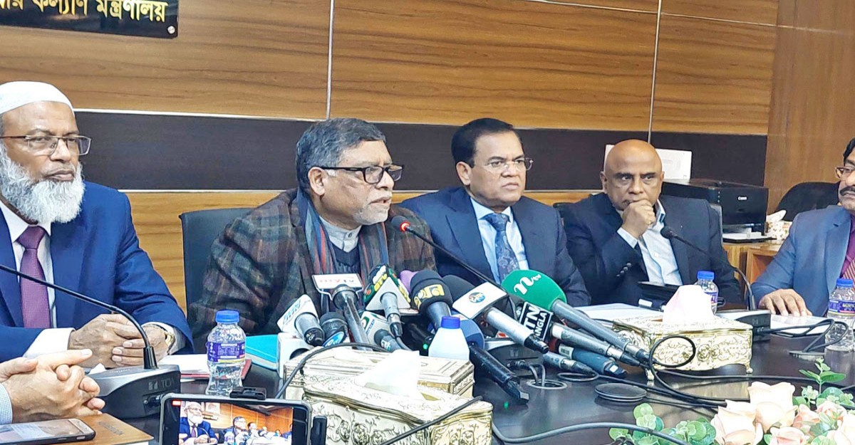 কর্মস্থলেই রোগী দেখতে হবে ডাক্তারদের: স্বাস্থ্যমন্ত্রী
