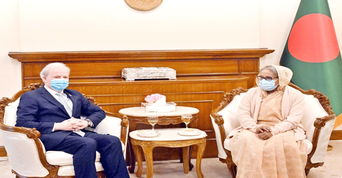 সংকট কাটাতে বৃহত্তর বৈশ্বিক সহায়তার ওপর গুরুত্বারোপ প্রধানমন্ত্রীর