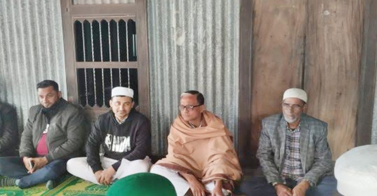 উপ-নির্বাচনের চেয়ারম্যান প্রার্থী কাজি ওয়াহিদের মত বিনিময়