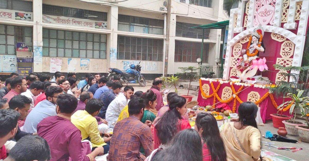 জবিতে সরস্বতী পূজা উদযাপিত