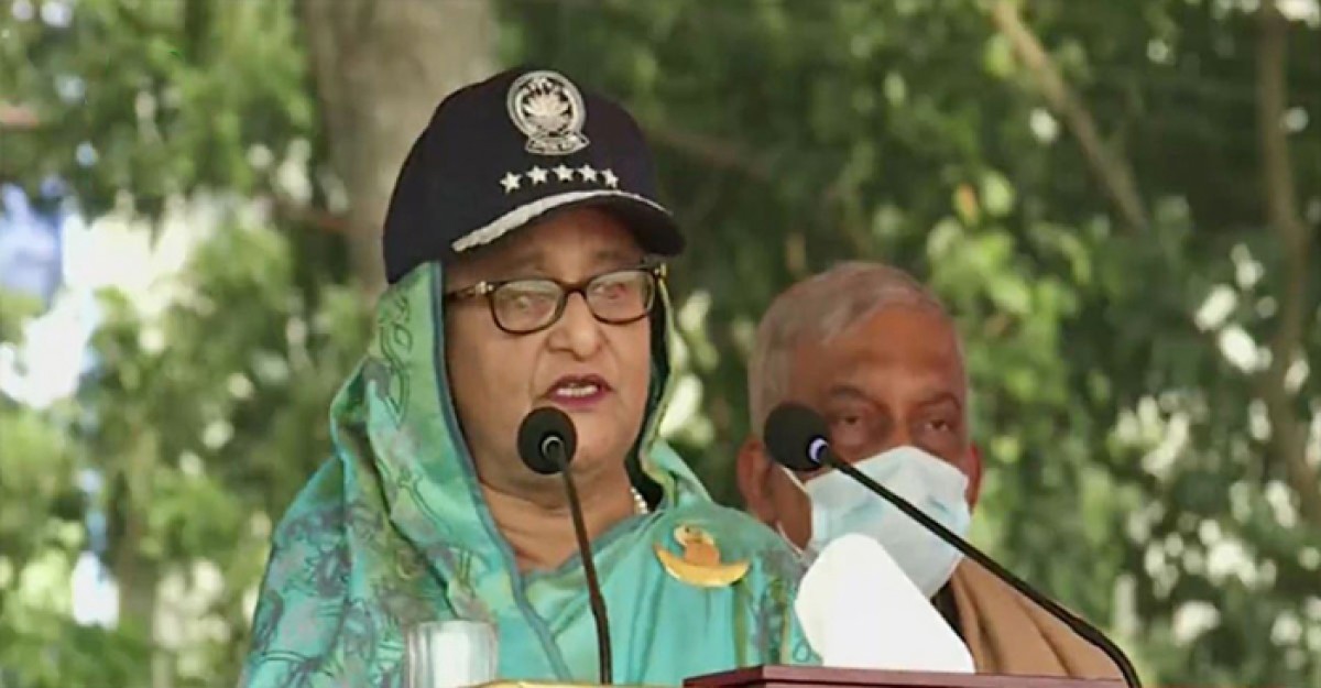 জনগণের আস্থা অর্জনে পুলিশ বাহিনীকে কাজ করার আহ্বান প্রধানমন্ত্রীর