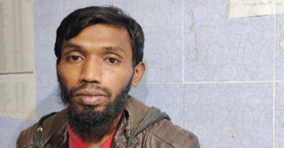 সাভারে স্ত্রীকে ছুরিকাঘাতে হত্যা, স্বামী আটক
