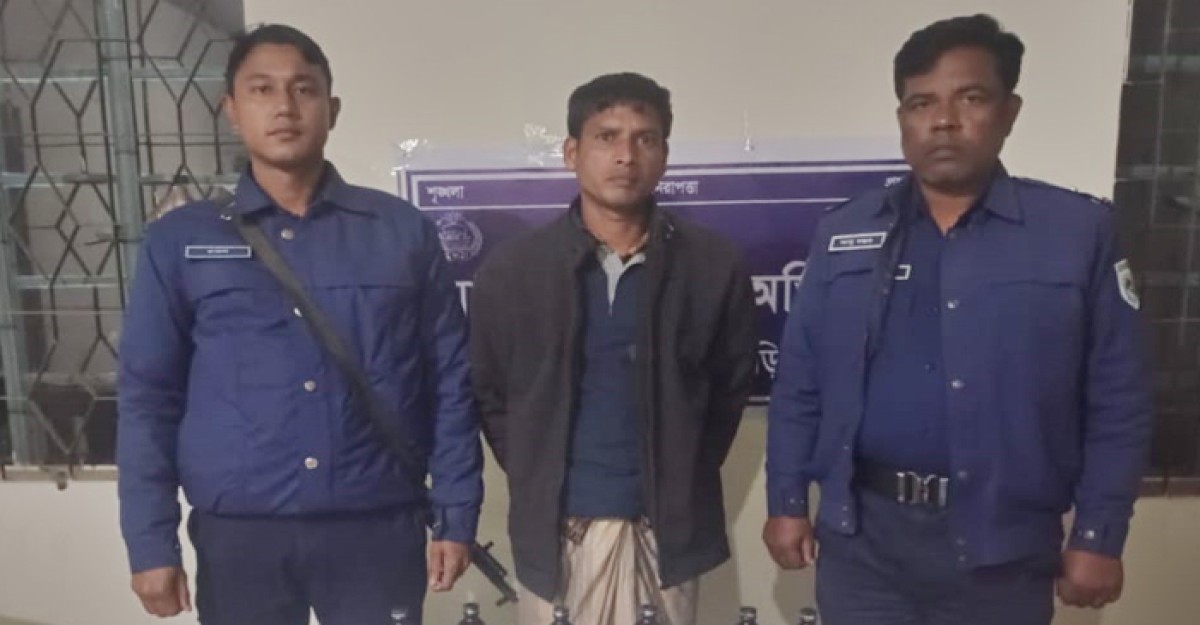 ভুরুঙ্গামারীতে ফেনসিডিলসহ মাদক ব্যবসায়ী আটক