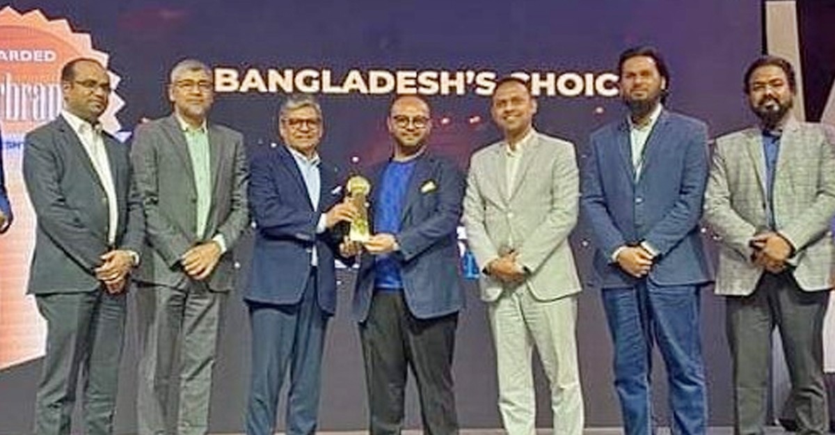 টানা তিনবার আন্তর্জাতিক সুপারব্র্যান্ড অ্যাওয়ার্ড পেল বসুন্ধরা এলপি গ্যাস