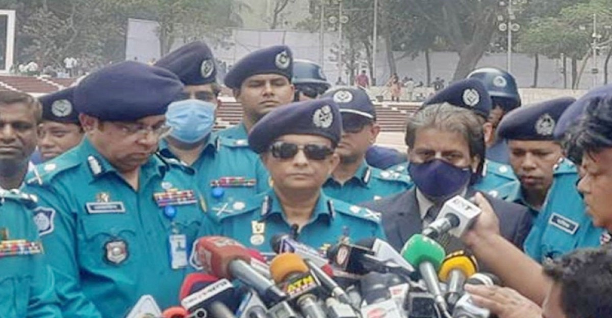জঙ্গি হামলার কোনও হুমকি নেই : ডিএমপি কমিশনার