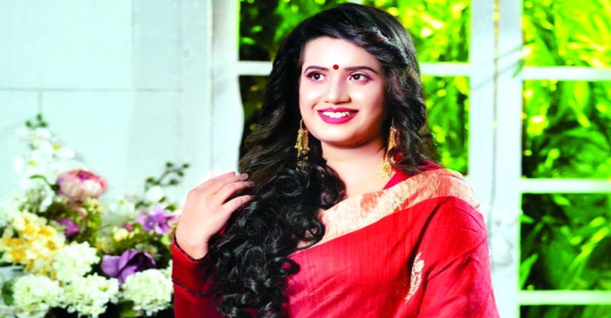 ৪ ঘণ্টা খরচ করে এক গানে কন্ঠ দিলেন ন্যানসি!