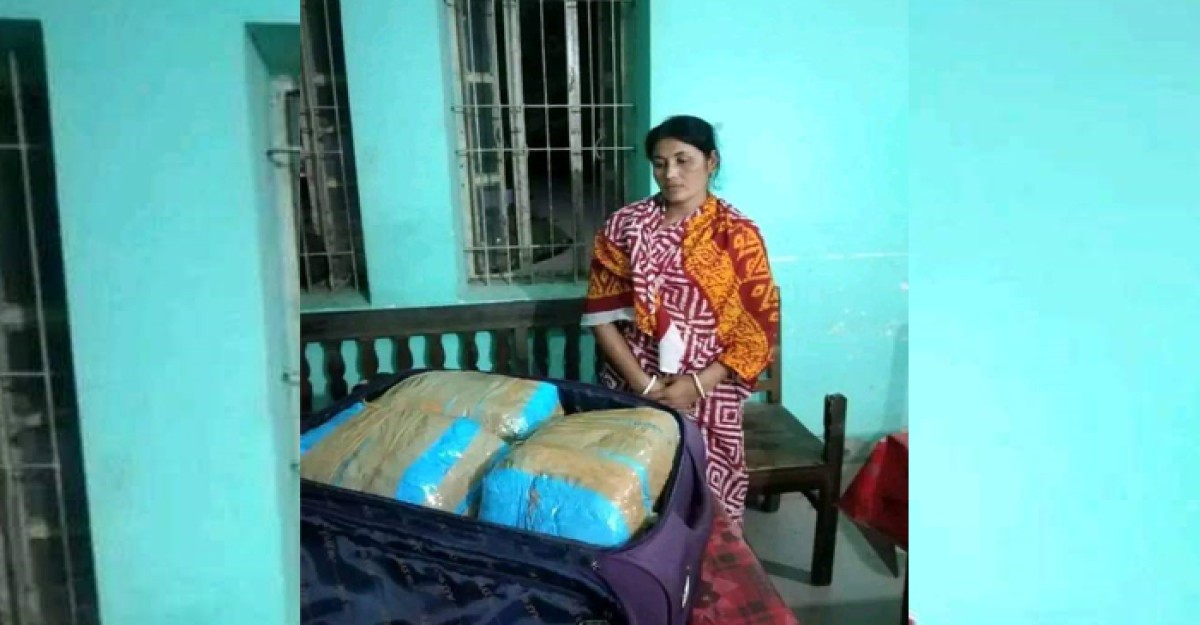 গোপালগঞ্জে গাঁজাসহ নারীকে গ্রেফতার করেছে পুলিশ