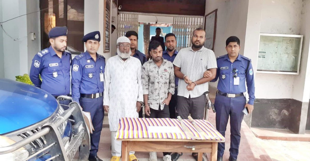 চাঞ্চল্যকর হত্যা মামলার প্রধান আসামিসহ ৩ জন গ্রেফতার