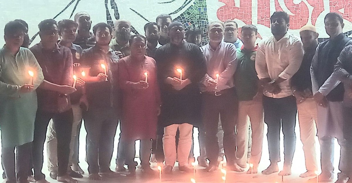 মার্চের প্রথম প্রহরে চাঁদপুরে স্বেচ্ছাসেবক লীগের প্রদীপ প্রজ্জ্বলন