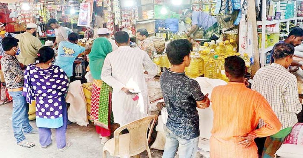 রোজার মাস সন্নিকটে, দিশেহারা বেড়ার নিম্ন আয়ের মানুষ