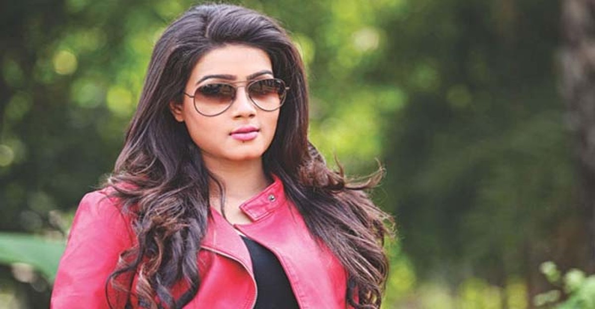 সাত সমুদ্র পাড়ি দেওয়া আমার জন্য এক পলকের ব্যাপার: মাহি