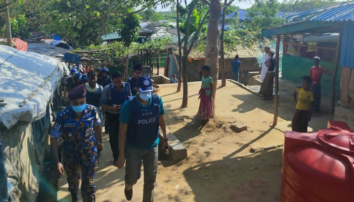 রোহিঙ্গা ক্যাম্পে দুস্কৃতিকারিদের গুলিতে নিহত ২