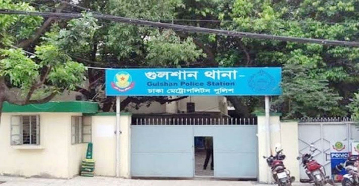 তারাবিহ নামাজ চলাকালে ইমামসহ ১৭ জন আটক
