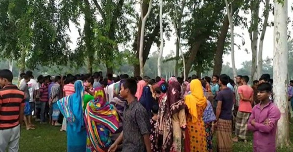 ফুলবাড়ীতে এক সন্তানের জননীর ঝুলন্ত মরদেহ উদ্ধার