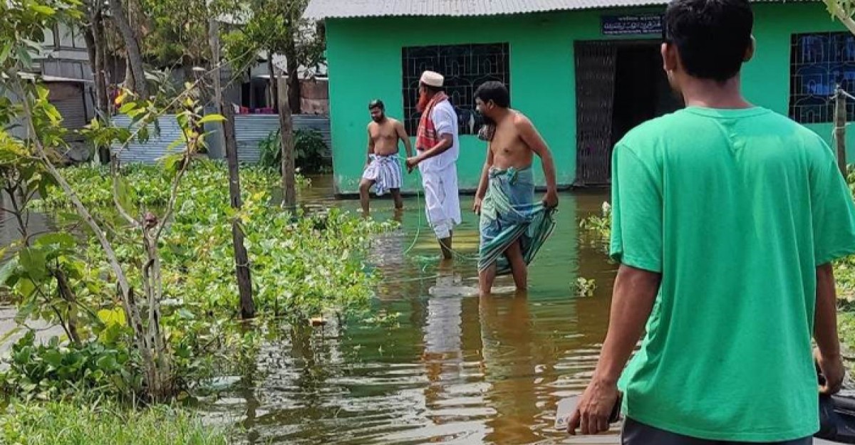 বৃষ্টিতে ভাগ্যকুলে জলাবদ্ধতায় ভোগান্তি