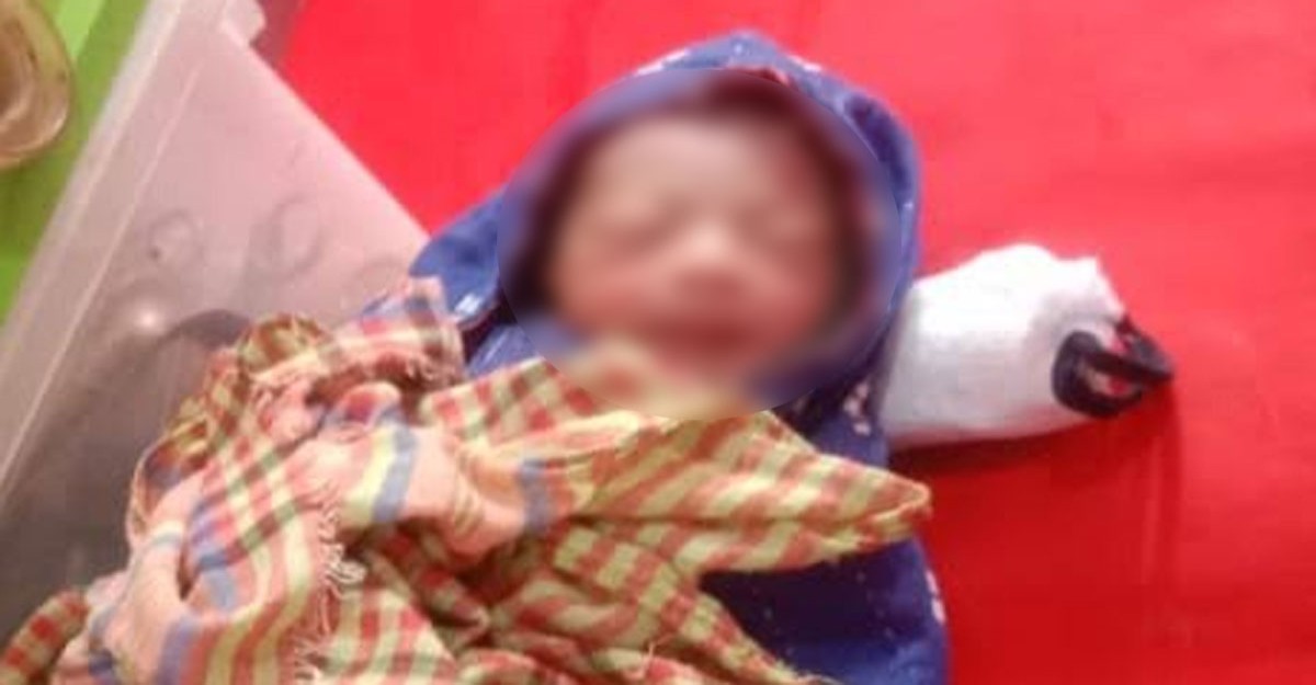 ডাস্টবিনে মিলল নবজাতক