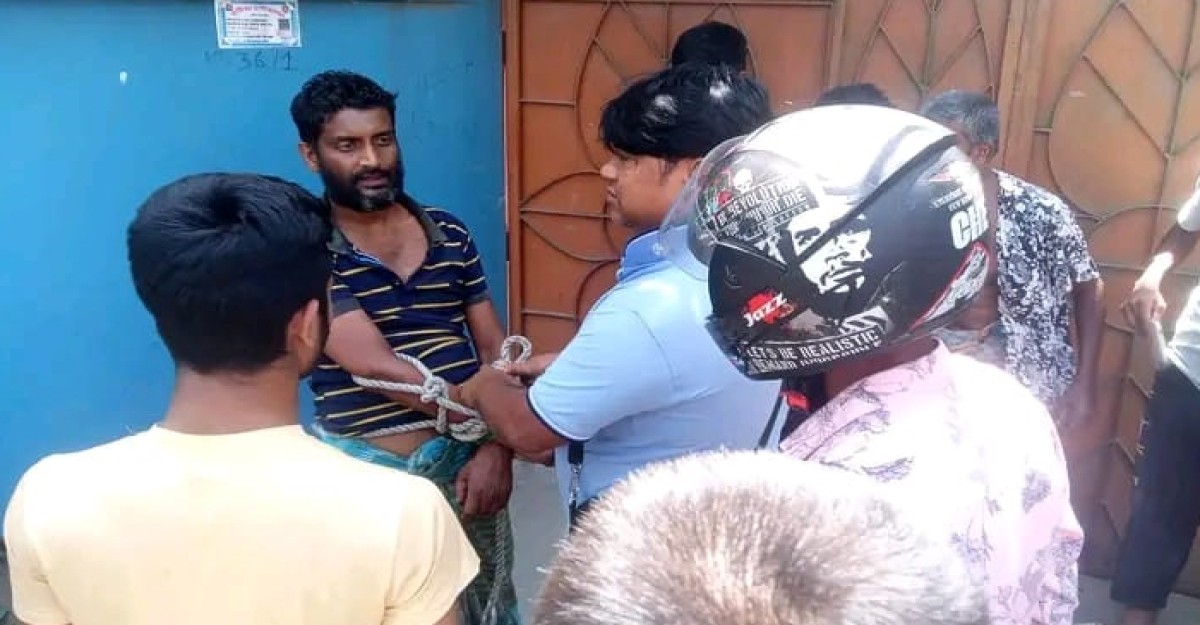 কুষ্টিয়ায় স্ত্রীকে ধারালো বটি দিয়ে জবাই করে হত্যা: স্বামী আটক