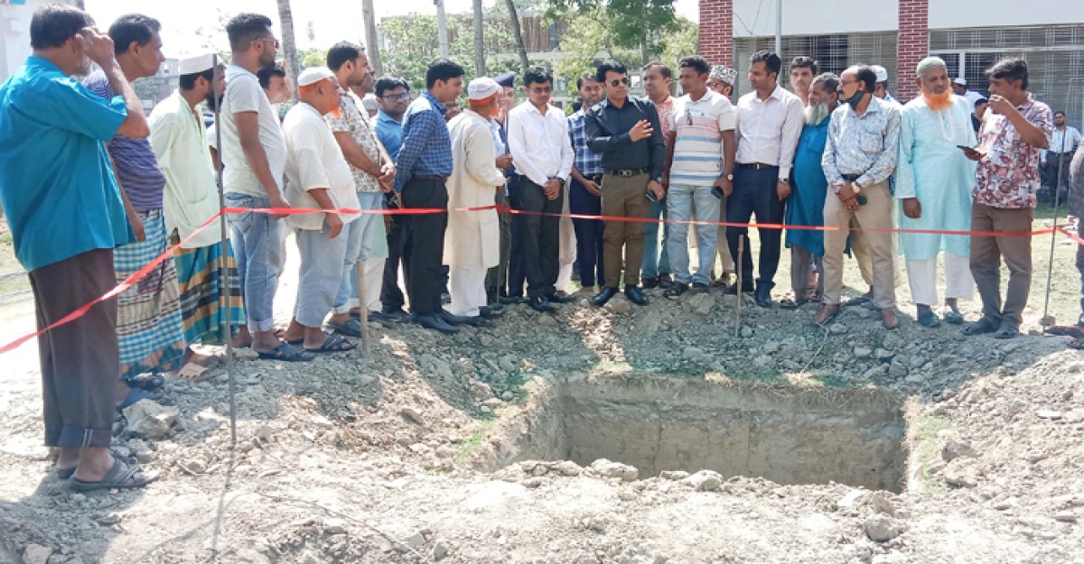 মাটি খুঁড়ে পাওয়া কঙ্কাল রাজাকারদের, বললেন মুক্তিযোদ্ধারা