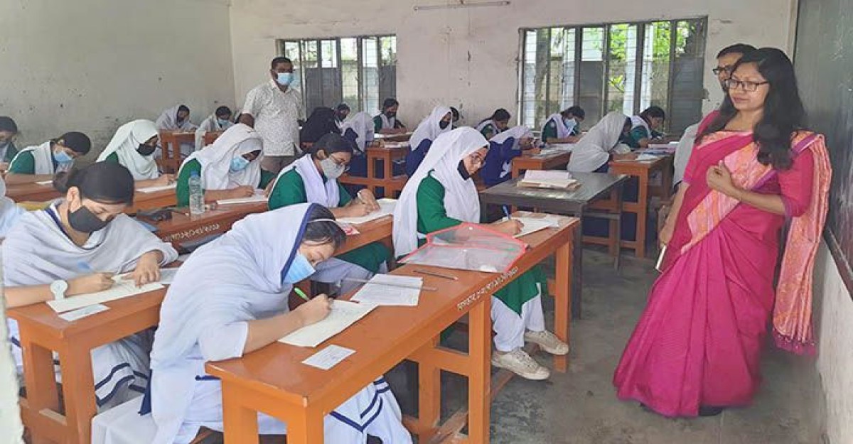 মাঠে নামছেন প্রাথমিক শিক্ষকরা