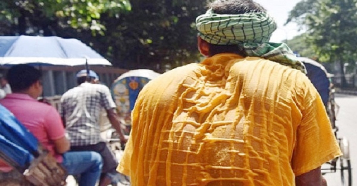 চুয়াডাঙ্গায় অতিপ্রয়োজন ছাড়া বাড়ি থেকে বের না হওয়ার জন্য পরামর্শ