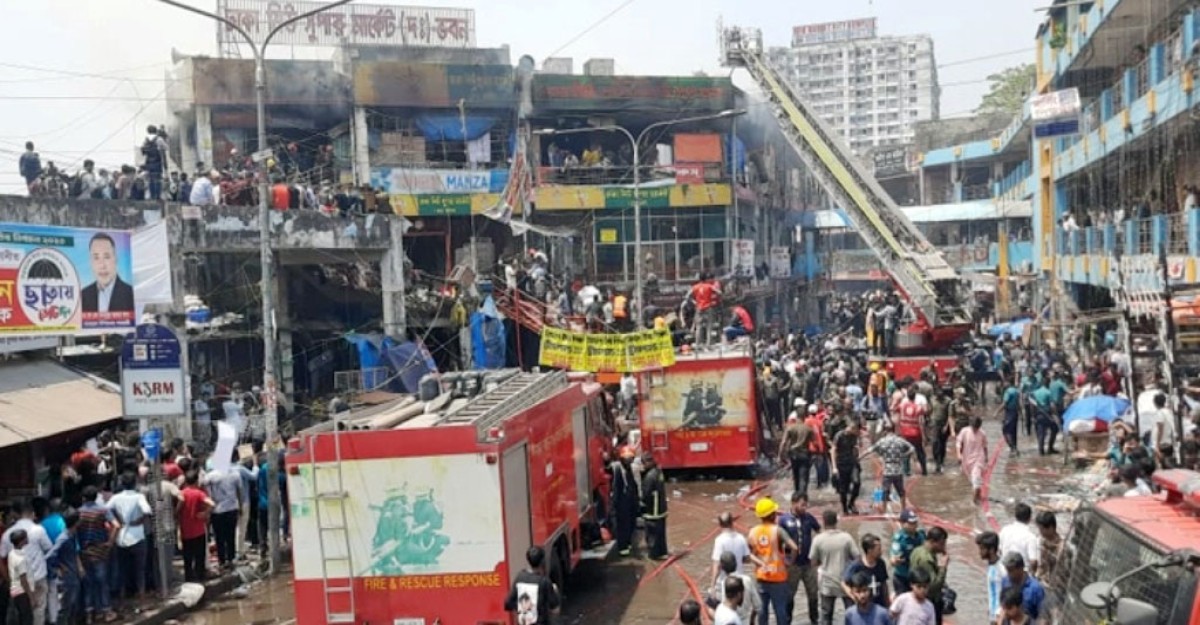 খুললো নিউ মার্কেট, চন্দ্রিমা বন্ধ