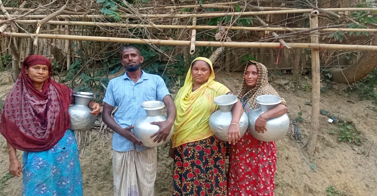 সুপেয় পানির অভাবে দিশেহারা বেশ কয়েকটি পরিবার
