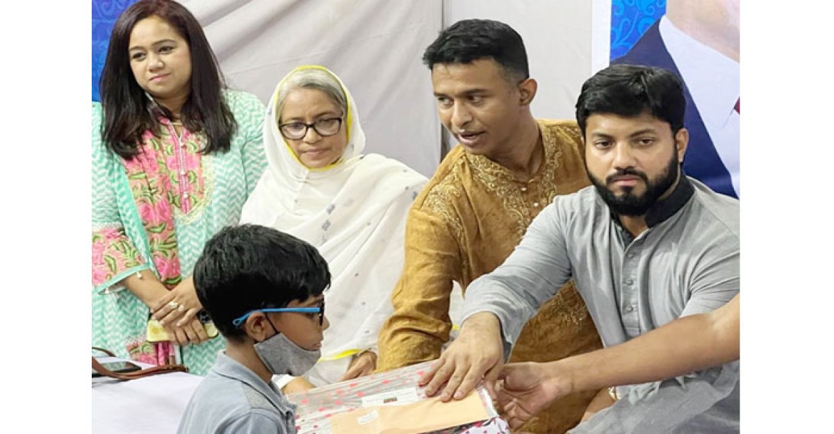 ঈদের পর কাফনের কাপড় পরে নামবো: ইশরাক