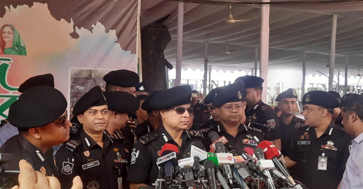 ঈদে জঙ্গি হামলার সুনির্দিষ্ট তথ্য নেই: র্যাব ডিজি
