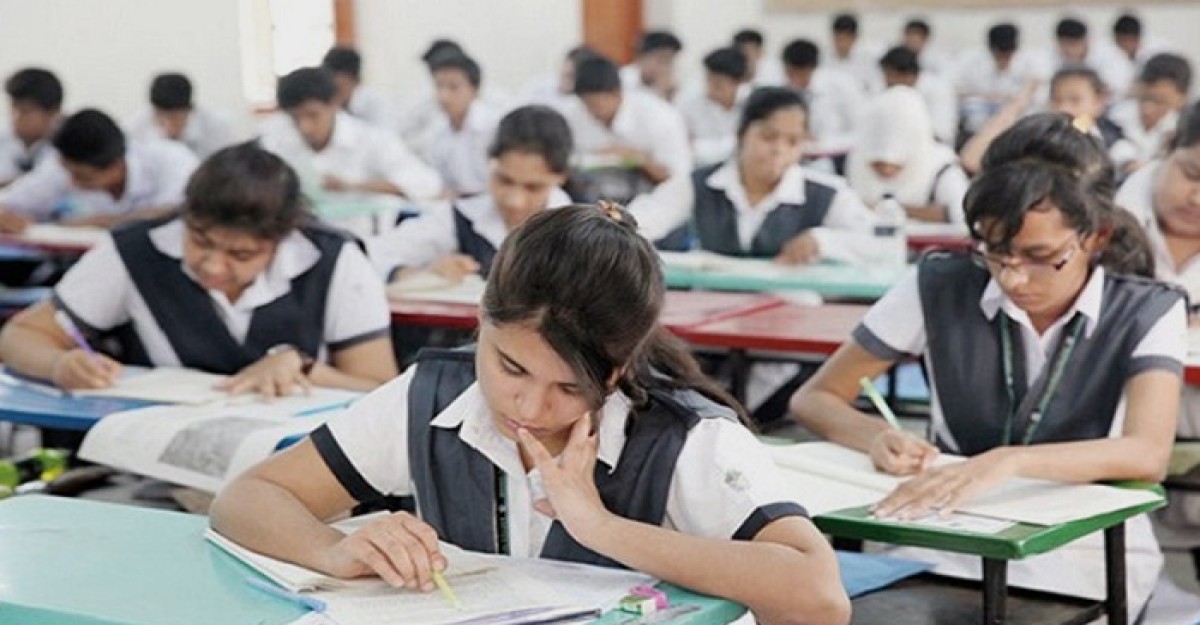 ঘোড়াঘাটে এসএসসি ও সমমানের পরীক্ষায় অনুপস্থিত ৫০ জন