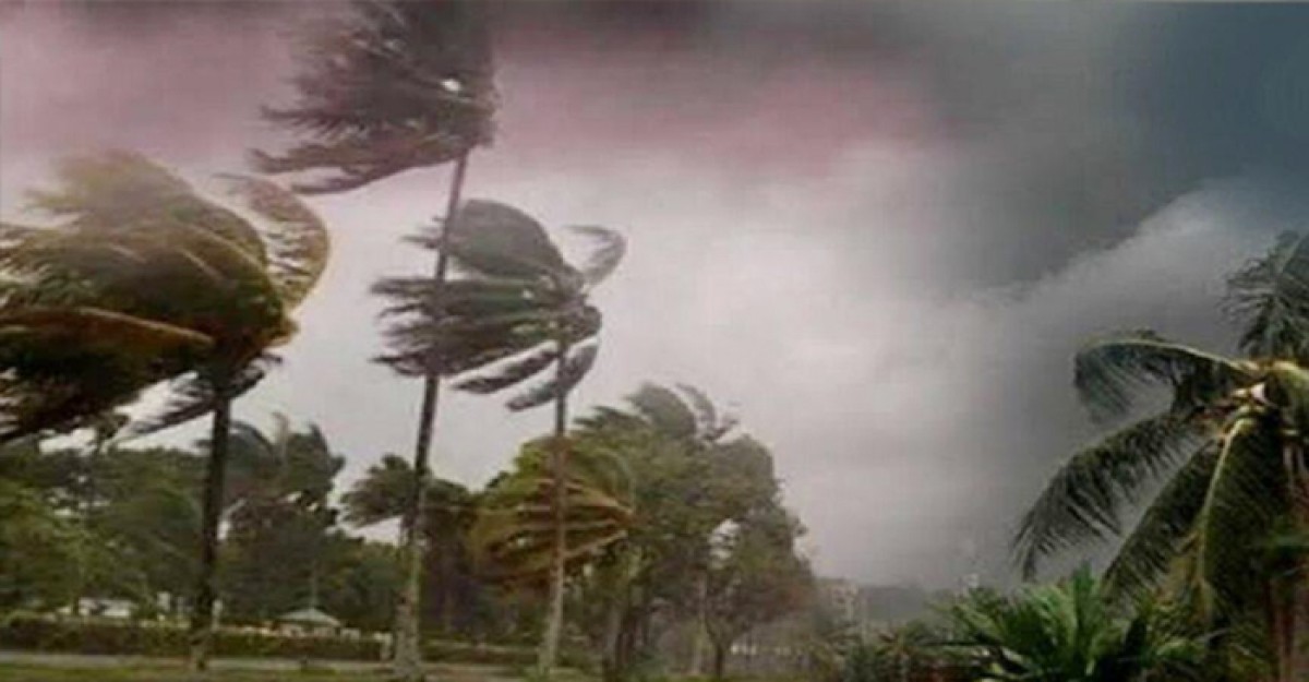 বিভিন্ন অঞ্চলে ৬০ কিলোমিটার বেগে ঝড় হতে পারে
