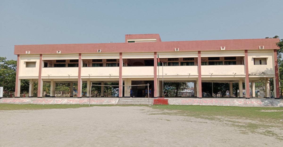 মোংলায় বাসিন্দা সোয়া দুই লাখ, আশ্রয়কেন্দ্রের ধারণক্ষমতা ৬৮ হাজার