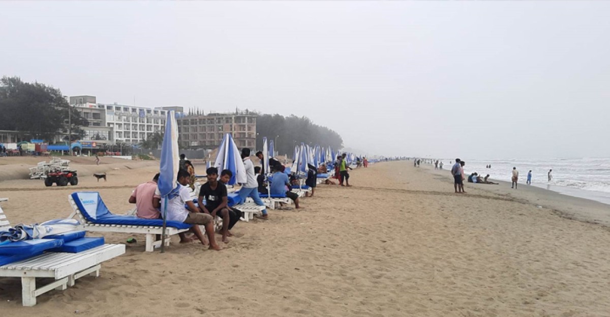 ঘূর্ণিঝড় মোখা: কক্সবাজারে বৃষ্টিপাত