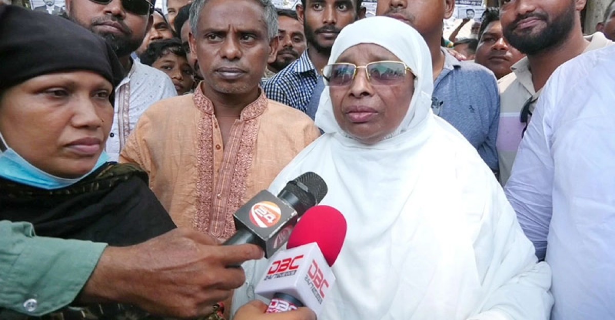 শোকজের জবাবে যা বলেছেন জাহাঙ্গীরের মা