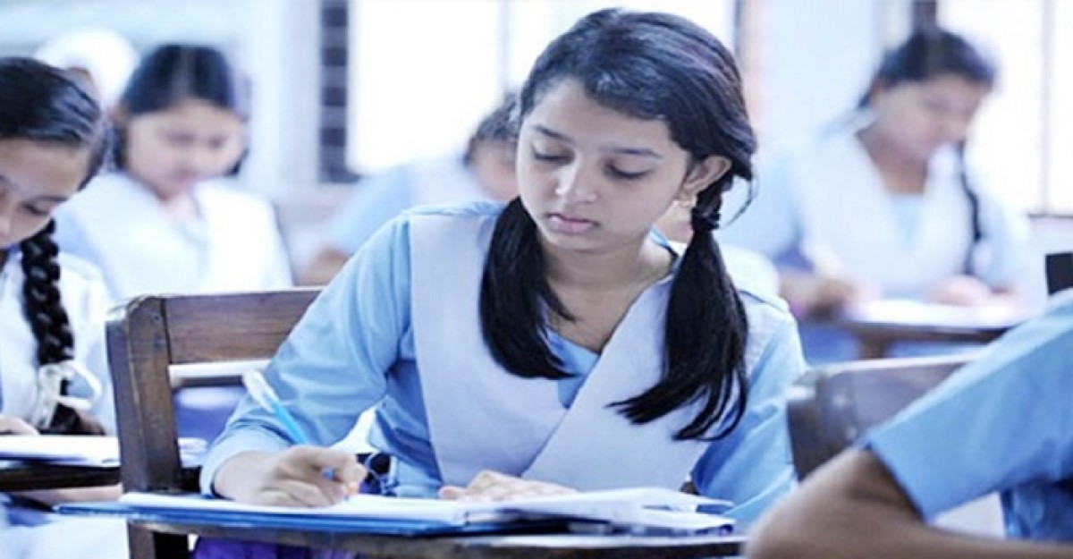 সোমবার সব বোর্ডের এসএসসি পরীক্ষা স্থগিত